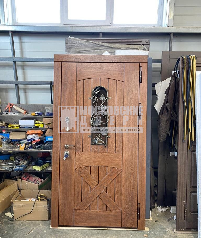 Парадная дверь с мдф с двух сторон Парадная дверь с мдф с двух сторон