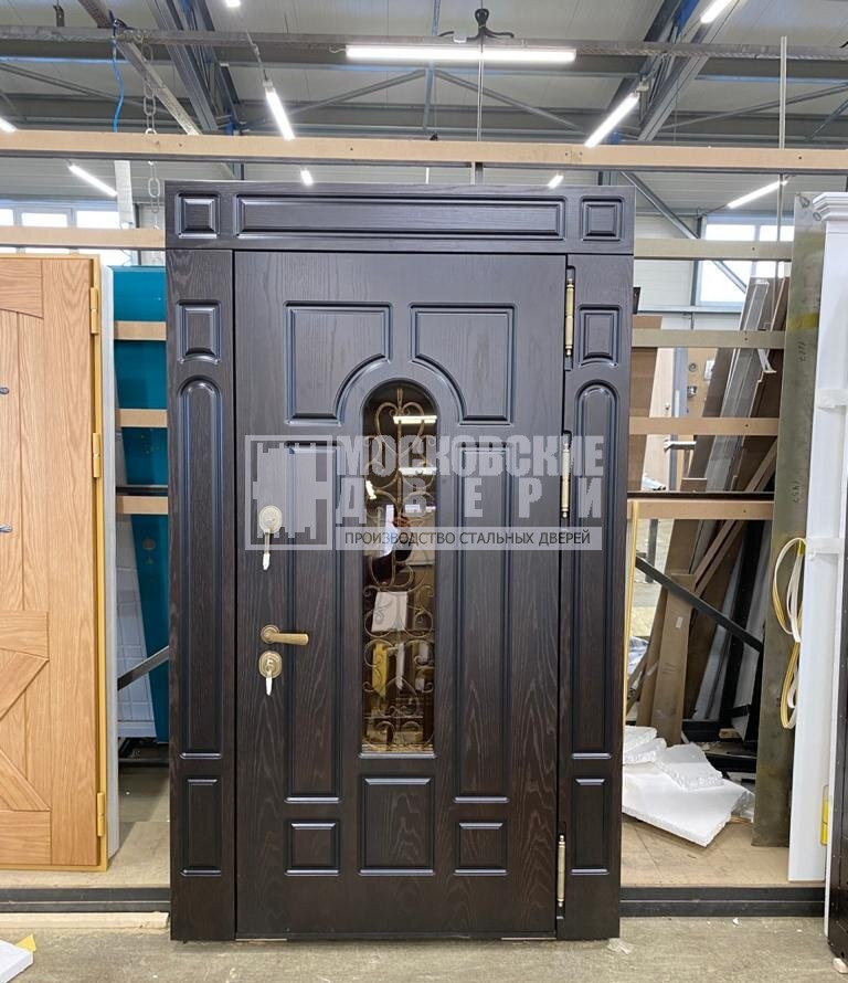 Дверь со стеклом и ковкой мдф филенка Дверь со стеклом и ковкой мдф филенка